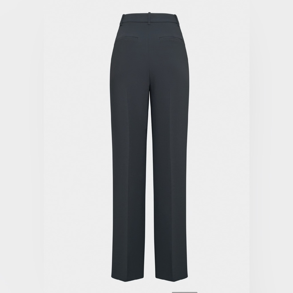 NWT Aritzia The Effortless Pant™ Super Hi-rise Dark Night Navy Size 6 Crepette - Picture 8 of 13